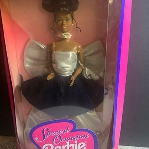 1997 AA Special Occasions Barbie NRFB (Rare)
